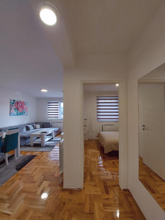 Apartman Victoria Lukavica Exterior foto